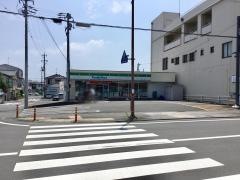 ファミリーマート　藤枝一丁目店