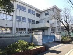 横川小学校