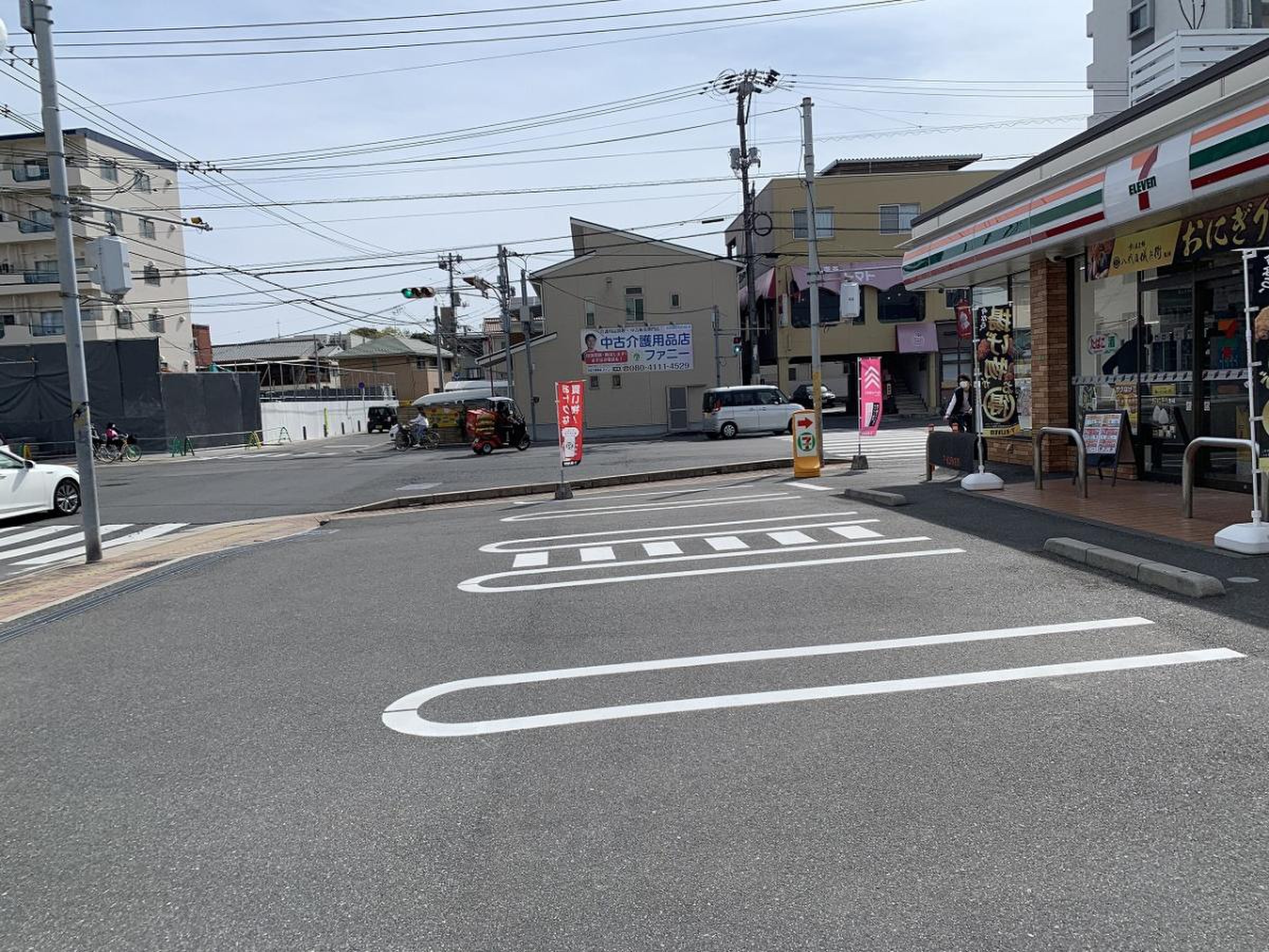 セブンイレブン 五日市中央店／ホームメイト