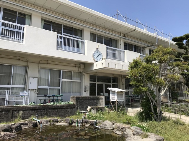 【中古】 新しい学力観に立つ小学校４年生の評価とその方法/国土社/吉武弘喜 中古】 新しい学力観に立つ小学校4年生の評価とその方法/国土社/