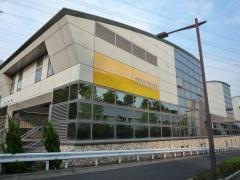 中央大学・明星大学駅