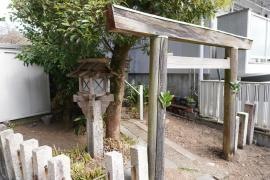 新宮坂神社