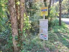 「くぬぎ沢橋」バス停留所