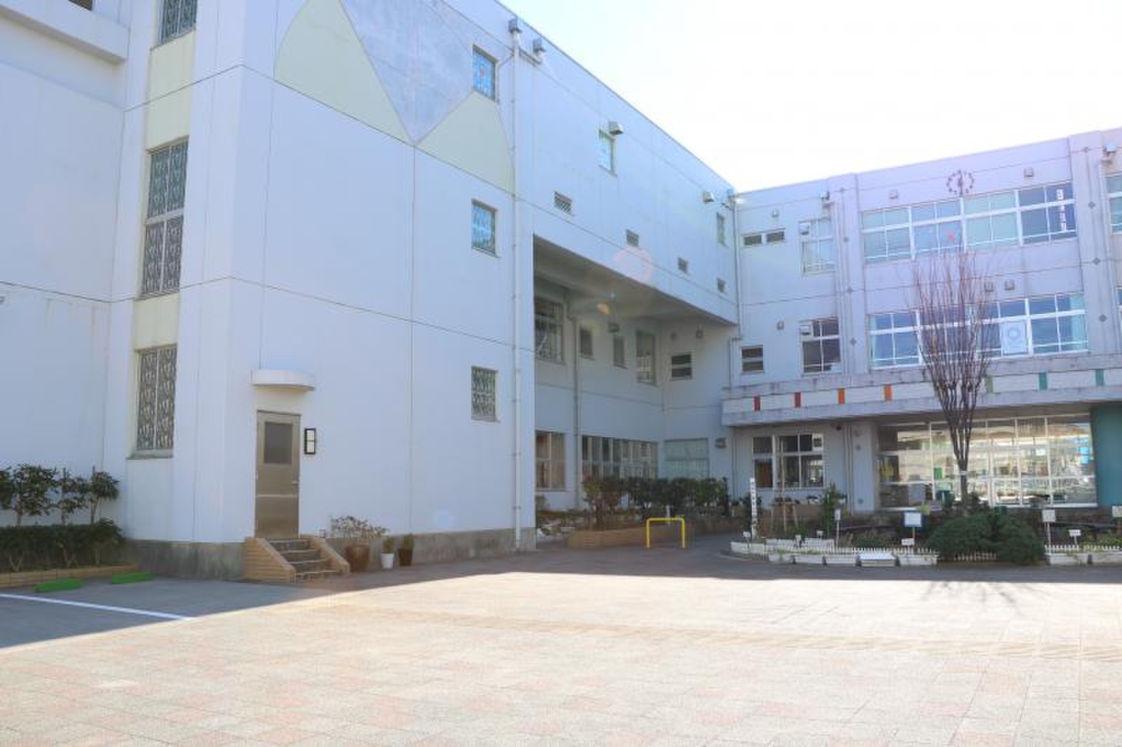 東 葛西 小学校