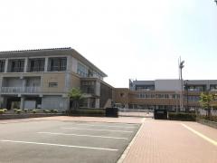 立山中央小学校