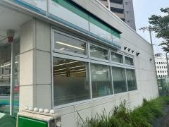 ファミリーマート　箕面繊維団地店