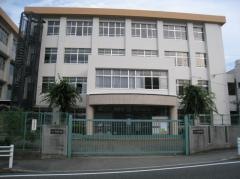 神戸市立八多中学校
