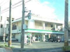 ファミリーマート　名護郵便局前店