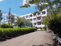館小学校