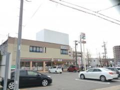 セブンイレブン　名古屋八筋町店