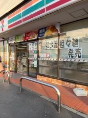 セブンイレブン　名古屋八筋町店
