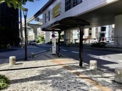 「美栄橋駅前」バス停留所