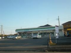 ファミリーマート　鴻巣滝馬室店