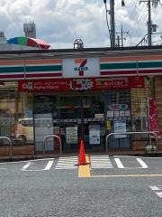 セブンイレブン　泉佐野中庄店