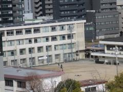 白島小学校