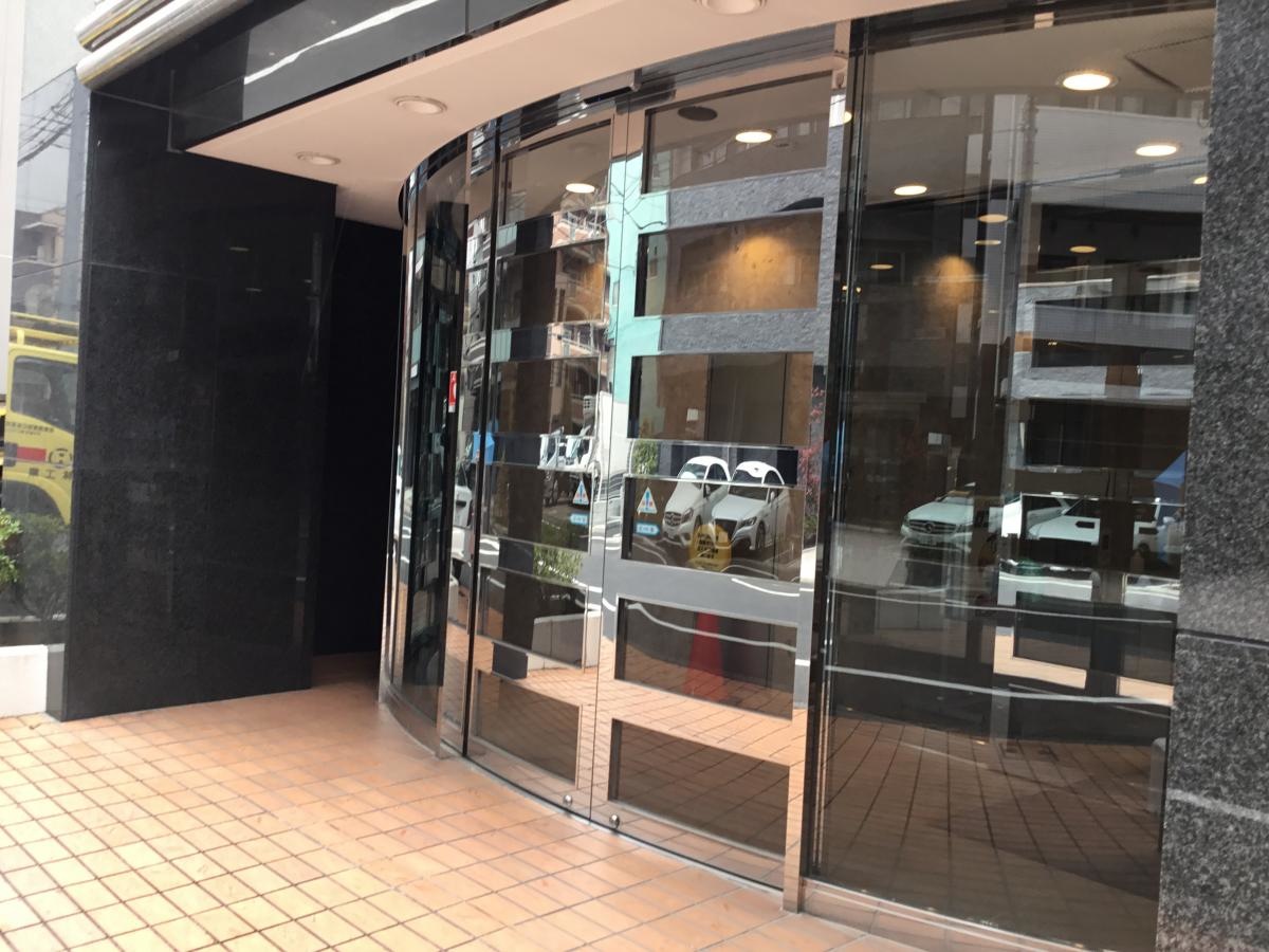 施設の外観