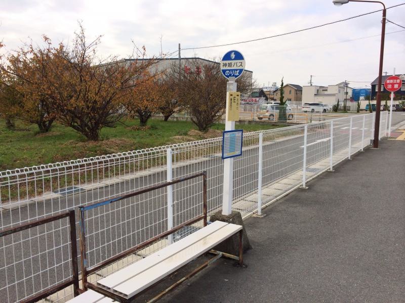 バス停ベンチ