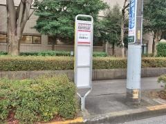 「昭島市民会館前」バス停留所