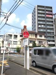 「烏森駅南」バス停留所