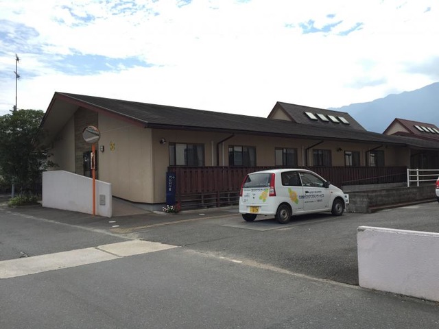 ひまわり館 施設外観