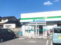 ファミリーマート　富山稲荷町店