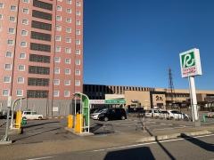 トヨタレンタリース富山新高岡駅前店