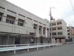 大国小学校