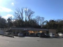セブンイレブン　瀬戸萩殿町店