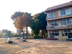 鴻巣東小学校