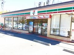 セブンイレブン　日進梨子ノ木店