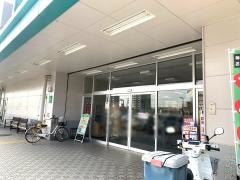 サンリブ　五日市店