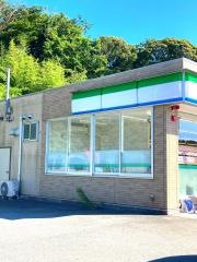 ファミリーマート　津市北黒田店