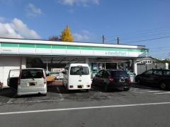 ファミリーマート 宇佐美桜田店