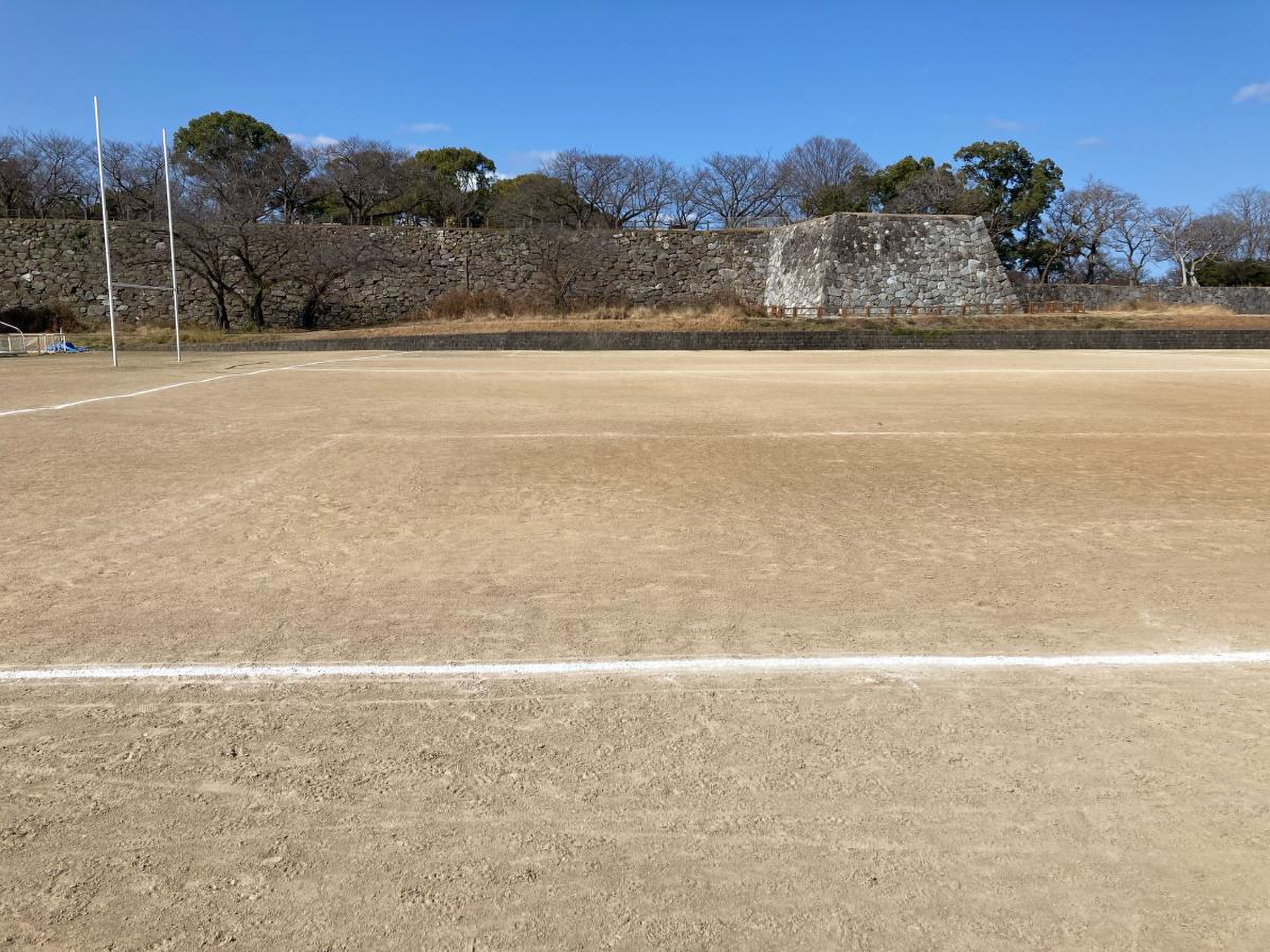 舞鶴 公園 球技 場