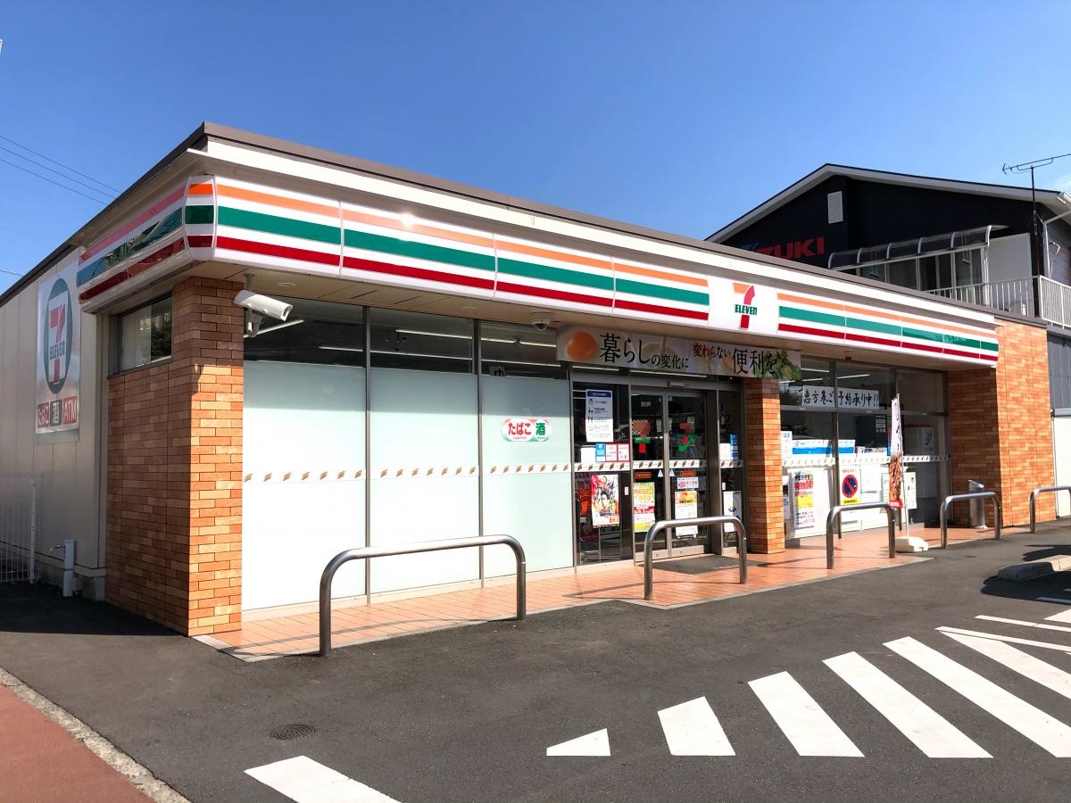 セブンイレブン伊集院徳重店です