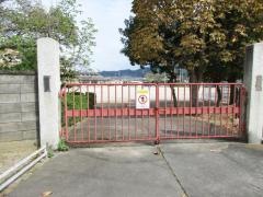 東山小学校