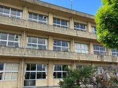 砺波南部小学校