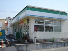 ファミリーマート　福山春日町店