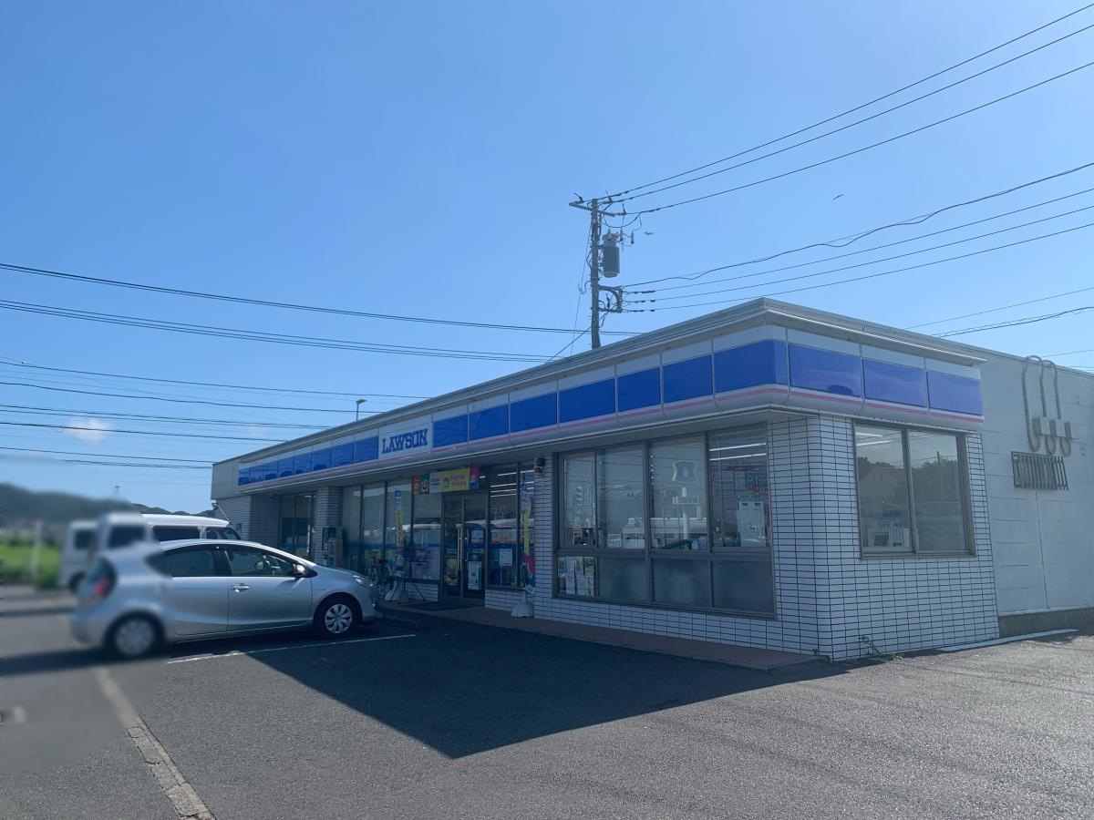 ローソン　平塚かまくら橋店