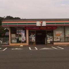 セブンイレブン　伊万里六仙寺店