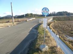「月田三差路」バス停留所