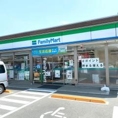 ファミリーマート　松山小村町店
