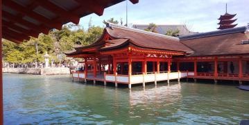 厳島神社