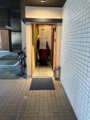 うら（嬉）ぐ