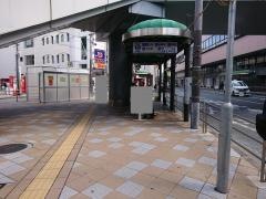 「阪急高槻」バス停留所