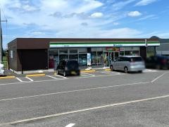 ファミリーマート　佐野小見町店