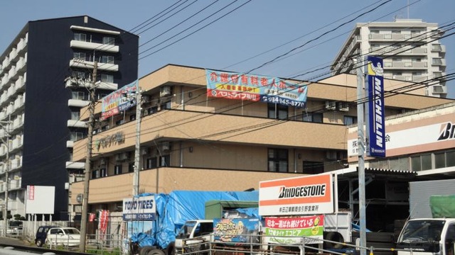 ベストライフ福山 建物全景