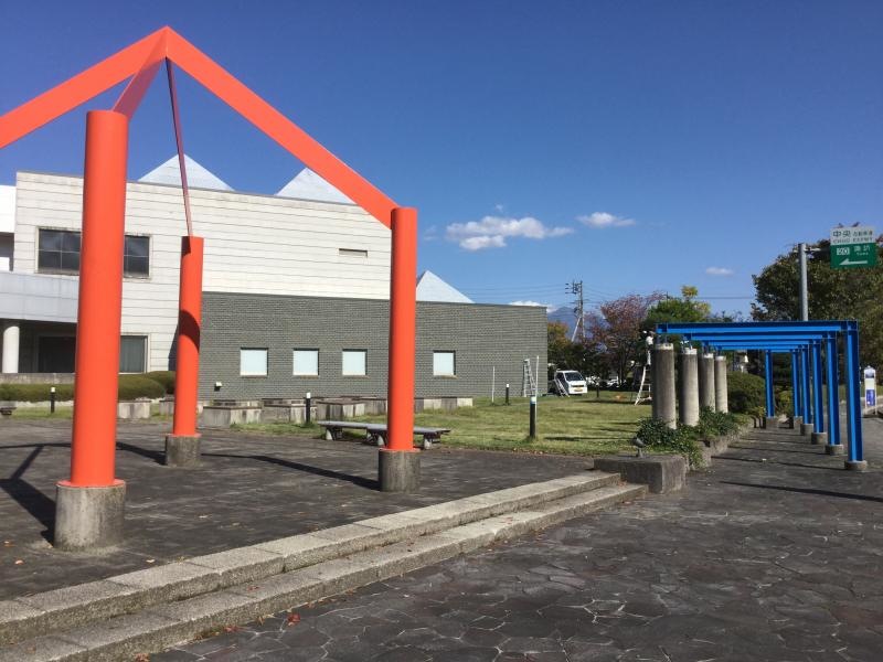 諏訪市博物館
