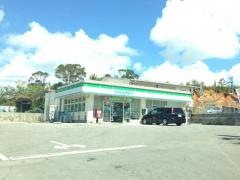 ファミリーマート　名護名桜店