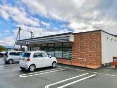セブンイレブン　韮崎一ツ谷店